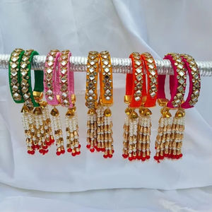 Brazalete DE TRABAJO Kundan de hilo de seda, favor Haldi Mehendi Sangeet, regalo de inauguración de la casa, recuerdo de fiesta y Festival, regalo de dama de honor - Product Image 1