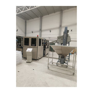 Machine de moulage par soufflage entièrement automatique de qualité supérieure 9600 bouteilles par heure 6 capacités de production de cavités de l'exportateur indien - Product Image 1