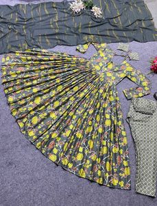 Venta al por mayor de ropa de fiesta étnica india de satén puro de seda digital impreso vestido y parte inferior con el trabajo Fox Georgette impreso Dupatta - Product Image 4