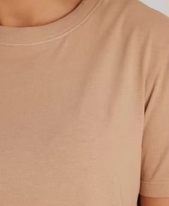 Camiseta de Manga Corta con Cuello Redondo de Algodón Grueso de Alta Calidad con Estampado Puff para Mujer - Product Image 3
