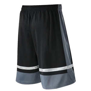 Pantalones cortos de fútbol de baloncesto y fútbol de 100% poliéster para hombre estilo callejero al por mayor con patrón sólido servicio OEM personalizado - Product Image 3