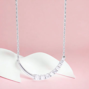 Viaje 0,50 quilates redondo FG/VS Moissanite collar 18 pulgadas plata esterlina disponibilidad al por mayor - Product Image 1