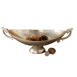 Cuenco para servir con pedestal de aluminio vintage con diseño texturizado brillante, asas adornadas y acabado antiguo - Product Image 1