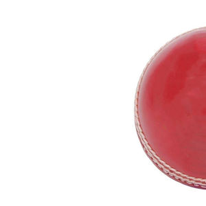 Balle en cuir imprimée par logo personnalisé de balle dure de cricket professionnel pour le service d'OEM de match de test disponible - Product Image 6