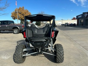 Talon 1000RS FOX Live Valve 2023, propre et en parfait état, exporté dans le monde entier - Product Image 3