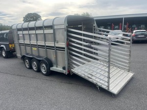 Remolque de Carga para Ganado de Alta Calidad, Remolque Volquete Nuevo de 45m con Capacidad de 45KG para Caballos/Ganado/Cabras/Ovejas de Todos los Tamaños - Product Image 1