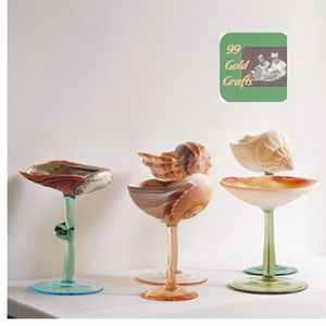 Coupe à vin en coquille de conque du Vietnam, artisanale, gobelet en coquillage pour les fêtes sur le thème de la plage et la décoration haut de gamme - Product Image 1