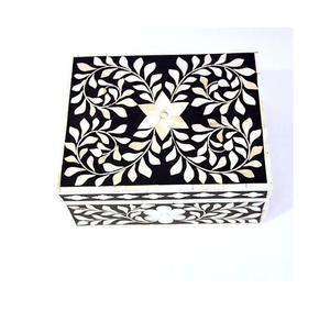 Boîte à bijoux antique en nacre, motif feuille, artisanat, forme carrée, boîte à bijoux personnalisée sur mesure - Product Image 1