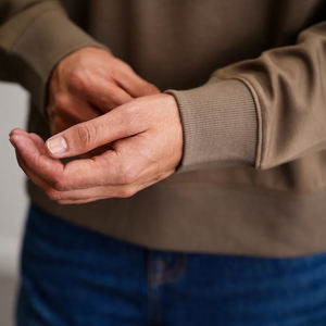 Sudadera lavada con ácido y cuello redondo de peso pesado con estampado de logotipo personalizado para hombre - Product Image 5