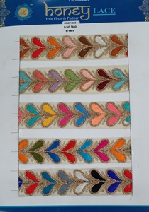 Dentelle brodée florale colorée et vibrante avec un design complexe pour la mode, l'artisanat et la décoration intérieure - Product Image 3