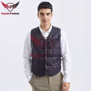 Chaleco de invierno transpirable para hombre con logotipo personalizado OEM, chaqueta acolchada de burbujas con capucha sin mangas, chaleco informal reversible a prueba de viento - Product Image 3