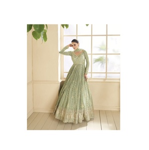 Nouvelle collection de vêtements pakistanais robe Anarkali avec robe de mariée de style fantaisie pour vêtements de mariée à un prix abordable - Product Image 1