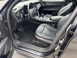 USADO LHD/RHD 2022 ALFA ROMEO STELVIO TI AWD - Product Image 4