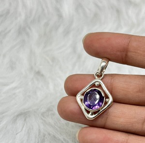 Colgante de Plata de Ley 925 Boho Chic, piedra preciosa de amatista natural con ajuste de bisel, colgantes y dijes finos - Product Image 2