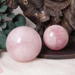 Esfera de Cuarzo Rosa, Bola de Cristal Pulida, Bolas de Cristal Natural, Piedras Curativas de Gemas, Hechas a Mano, Ecológicas - Product Image 4