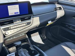 2025 asequible lLex-uss ES 300H F SPORT Diseño - Product Image 4