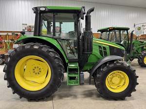 2020 Johnn Deere 6120M Mini Tractor 4WD/2WD Motor diésel 4x4 Tipo de accionamiento 120HP Potencia nominal para uso agrícola - Product Image 2