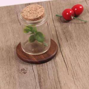 Sous-verres en noyer fabriqués à la main Tapis et tampons décoratifs en bois élégants pour la maison ajoute de la sophistication à tout espace - Product Image 5