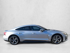 100% Asequible, CON DESCUENTO, Audi E-tron GT PremiumPlus Quatro AWD 2022 Usado en Excelentes Condiciones, Volante a la Izquierda y Derecha - Product Image 2