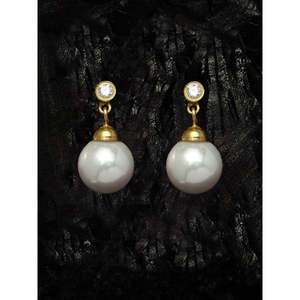 Pendientes de Perlas de Plata de Ley 92.5 Clara, Chapados en Oro, Regalo para Mujeres y Niñas - Product Image 2