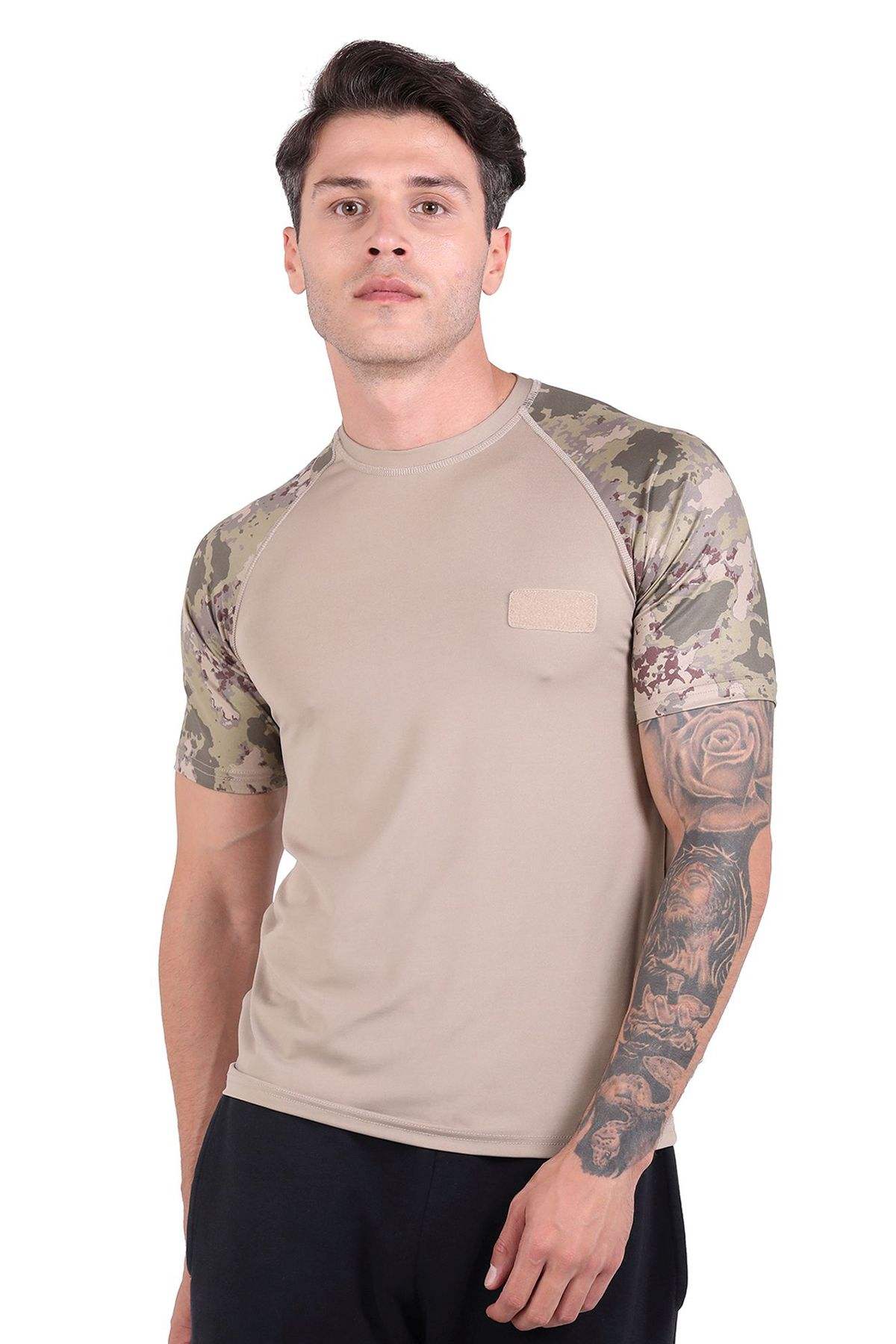 พี.ลายพราง