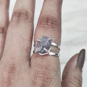 Bague pour femme en argent sterling 925 martelé à double bande, avec pierre brute naturelle Tanzanite, pierre de naissance de décembre - Product Image 4