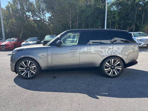 Land Rover Range Rover P530 SE 2023 Usado en Excelentes Condiciones - Product Image 6