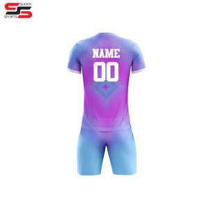 2025 dernières conceptions hommes et femmes uniforme de football en gros bon marché avec le logo et les conceptions de votre équipe - Product Image 6