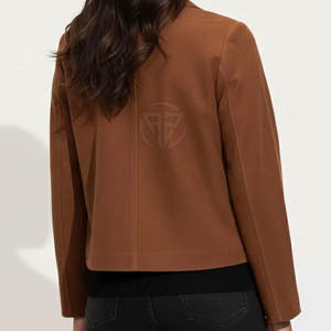 เสื้อแจ็คเก็ตหนังกลับถักนิตติ้งสำหรับฤดูหนาวสุดหรู ดีไซน์ระบายอากาศ ตกแต่งอย่างมีระดับ พร้อมคุณสมบัติเป็นมิตรต่อสิ่งแวดล้อม - Product Image 2