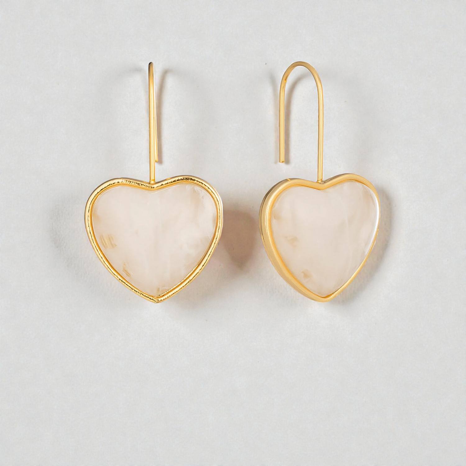 มูนสโตน