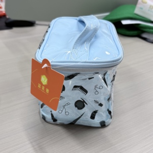 Bolsa de Cosméticos Portátil Reutilizable de PVC con Cierre, Impermeable, con Asa Suave, Capacidad Media, Multiusos, para Viaje - Product Image 4