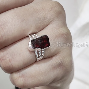 เครื่องประดับหินหยาบผู้หญิงแหวนโกเมนธรรมชาติพลอยดิบ janawuary birthary band doted เครื่องประดับปาร์ตี้925แหวนเงินสเตอร์ลิง - Product Image 2