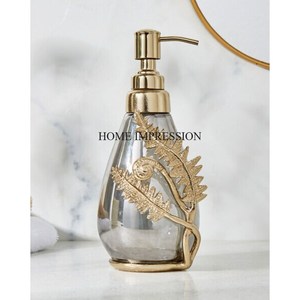 Distributeur de savon liquide fabriqué avec miroir en verre aspect royal de qualité luxueuse avec pompe plaquée or et créateur de fleurs et de feuilles d'Inde - Product Image 2