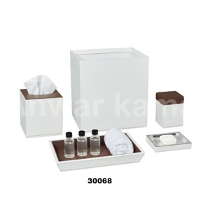 ชุดอุปกรณ์ห้องน้ำสีขาว5ชิ้นพร้อมจานใส่สบู่ถาดใส่กระดาษทิชชู่สำหรับตกแต่งบ้านห้องน้ำ - Product Image 1