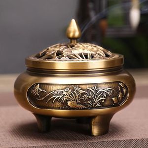 Brûleur d'encens traditionnel unique en métal avec des détails élégants pour un style de décoration intérieure spirituelle - Product Image 5