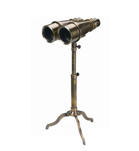 Jumelles nautiques rétro en laiton pour décor côtier qui ajoute une touche d'histoire aux espaces thématiques nautiques - Product Image 1