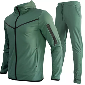 Sudadera con capucha de gran tamaño de estilo europeo chándal de algodón GSM suave liso personalizado a granel transpirable diseño impreso conjunto de invierno de talla grande - Product Image 3
