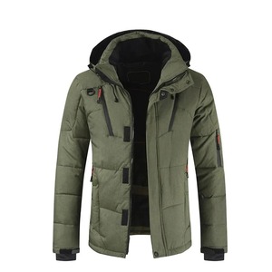 Veste d'hiver en duvet à bulles personnalisée pour hommes Manteau bouffant Veste d'hiver à capuche légère et de qualité supérieure avec fermeture éclair - Product Image 1
