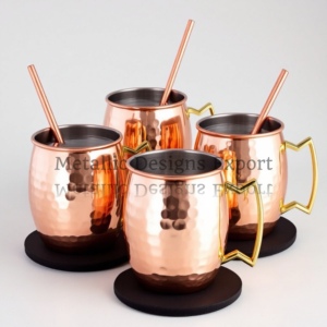 Ensemble de verres en métal Mule de Moscou en cuivre martelé de qualité supérieure de 16oz Poignées en laiton chic Ensemble de 4 écologiques pour boire - Product Image 5