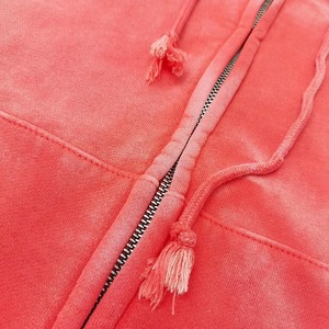 เสื้อฮู้ดดี้ผ้าฟลีซคอตตอนทรงปกติ ซิปสีแดง แต่งลายปักโลโก้ตามสั่ง เนื้อผ้าหนา กันน้ำ สำหรับผู้ชาย ใส่ได้ในฤดูหนาว เป็นมิตรต่อสิ่งแวดล้อม - Product Image 4