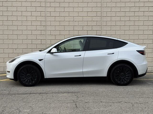 LIMPIA 2023 T e s l a Modelo-Y AWD de largo alcance - Product Image 3