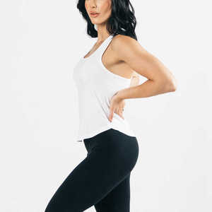 Vente en Gros Femmes Débardeurs Solides Femmes Sans Manches Débardeurs Avec Logo Personnalisé - Product Image 2