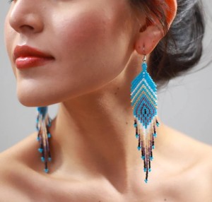 ต่างหูขอบลูกปัดสไตล์โบโฮพื้นเมืองต่างหูลูกปัดขนนกขนนก - Product Image 1
