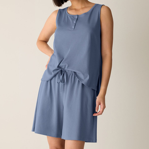 <span class=keywords><strong>Pigiama</strong></span> da <span class=keywords><strong>donna</strong></span> senza maniche, set sostenibile per la casa, canotta e pantaloncini in <span class=keywords><strong>cotone</strong></span> <span class=keywords><strong>interlock</strong></span> Henley. - Product Image 1