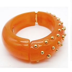 Quality Handicrafts Resin Bangles <b>Set</b> Metal Resin Acrylic Jewelry Fashionable for <b>Bracelet</b> Bangle <b>Set</b> - Product Image 1