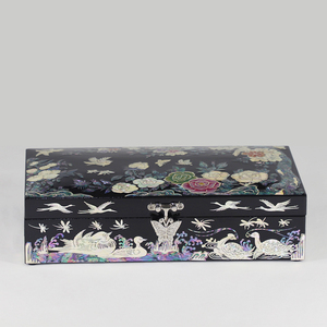 Buzón Coreano de Nácar, Recuerdo de Alta Calidad, Tradicional Oriental - Product Image 1