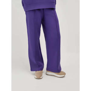 Conjunto de 2 piezas de forro polar morado liso para mujer, top de manga larga con cremallera y pantalones de pierna ancha, estilo urbano, uso diario, ajuste holgado, todo bordado. - Product Image 2