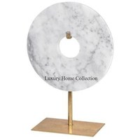Visage de dame en bois de vente chaude avec des sculptures décoratives de papillons enduits de poudre de couleur noire en métal sur la base de marbre blanc