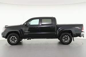 TOYOTA TACOMA TRD OFF-ROAD DOBLE CABINA 4X4 USADA, 2010, CON VOLANTE A LA IZQUIERDA/DERECHA - Product Image 4