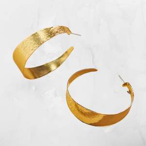 Antique Black and Gold Brass <b>Metal</b> Stud Earrings with Hand Finished Design Fashionable Party Wear <b>Bracelet</b> Accessory - Product Image 2